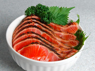 漬けサーモン丼